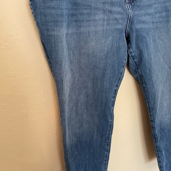 Crop Skinny Jeans - Picture 2 of 5